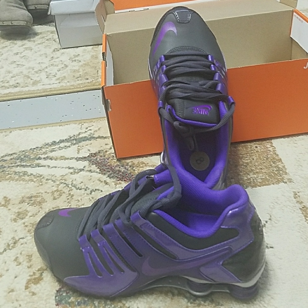 Nike shoes size 8